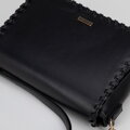 Dámska crossbody s prišitou klopou čierna 100-4Y-235-1