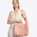 Dámska shopper kabelka z ekokože s geometrickými výrezmi ružová 100-4Y-204-P