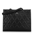 Dámska kožená shopper kabelka s geometrickým prešívaním čierna a strieborná 100-4E-613-1S