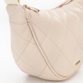 Dámska crossbody kabelka s geometrickým prešívaním krémová a zlatá 100-4Y-422-9G