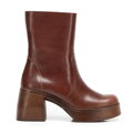 Damskie botki ze skóry naturalnej z wysoka cholewką brązowe 101-D-303-4