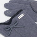 Damskie rękawiczki z kokardką cienkie 47-6A-004-8