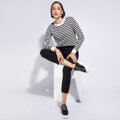 Damskie sneakersy skórzane na lekkiej platformie czarno-białe 95-D-951-1