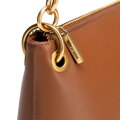 Elegancka torebka na ramię ze skóry naturalnej brązowa 102-4E-612-5