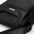 Pánska crossbody taška s ozdobným výrezom čierno-modrá 98-4P-200-11