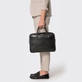 Męska torba na laptopa 15,6” z naturalnej skóry czarna 102-3U-604-1