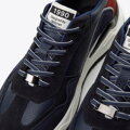 Męskie sneakersy skórzane z motywem w jodełkę niebiesko-czerwone 96-M-952-N