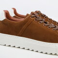 Męskie sneakersy zamszowe na grubej podeszwie brązowe 96-M-709-5