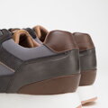 Męskie sneakersy ze skóry ekologicznej ze wstawkami szaro-brązowe 98-M-700-8