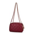 Dámska kožená crossbody na retiazke bordová 99-4E-305-3