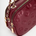 Dámska kožená crossbody na retiazke bordová 99-4E-305-3