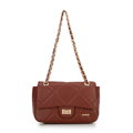 Crossbody z ekokože s geometrickým prešívaním prešívanie, červená 99-4Y-627-4