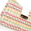 Dámska zapletená crossbody kabelka viacfarebná 100-4Y-415-X1