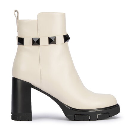 Damskie botki skórzane z ozdobnymi ćwiekami kremowe 95-D-501-0