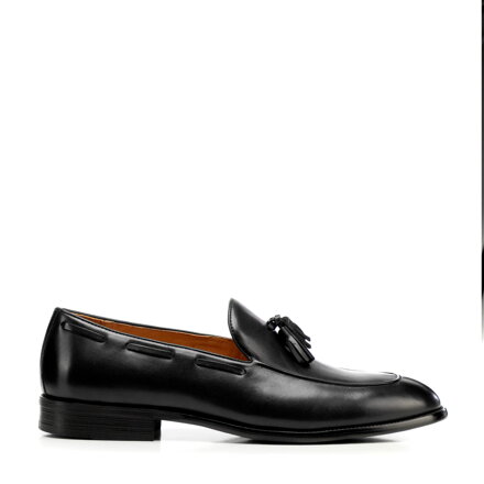 Męskie mokasyny ze skóry naturalnej licowej z chwostem czarne 101-M-315-1