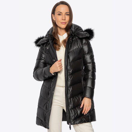 Pikowana damska kurtka z naturalnym puchem czarna 101-9D-203-1