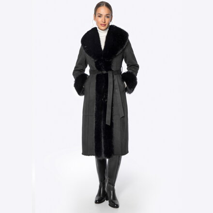 Płaszcz damski z obszyciem ze sztucznego futra czarny 101-9W-003-1