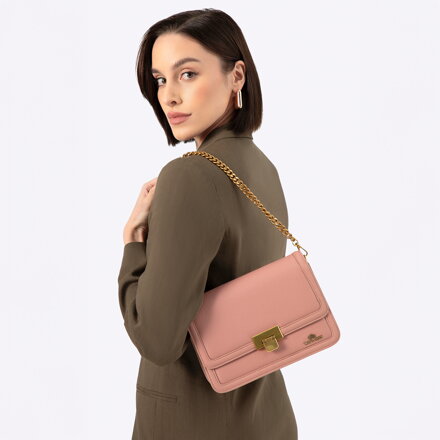 Kožená crossbody kabelka s retiazkou, ružová 100-4E-206-P