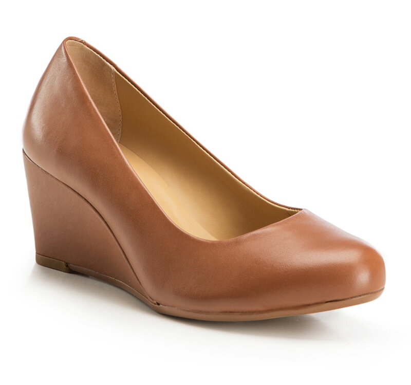 Czółenka na koturnie ze skóry licowej jasny brąz 86-D-707-5