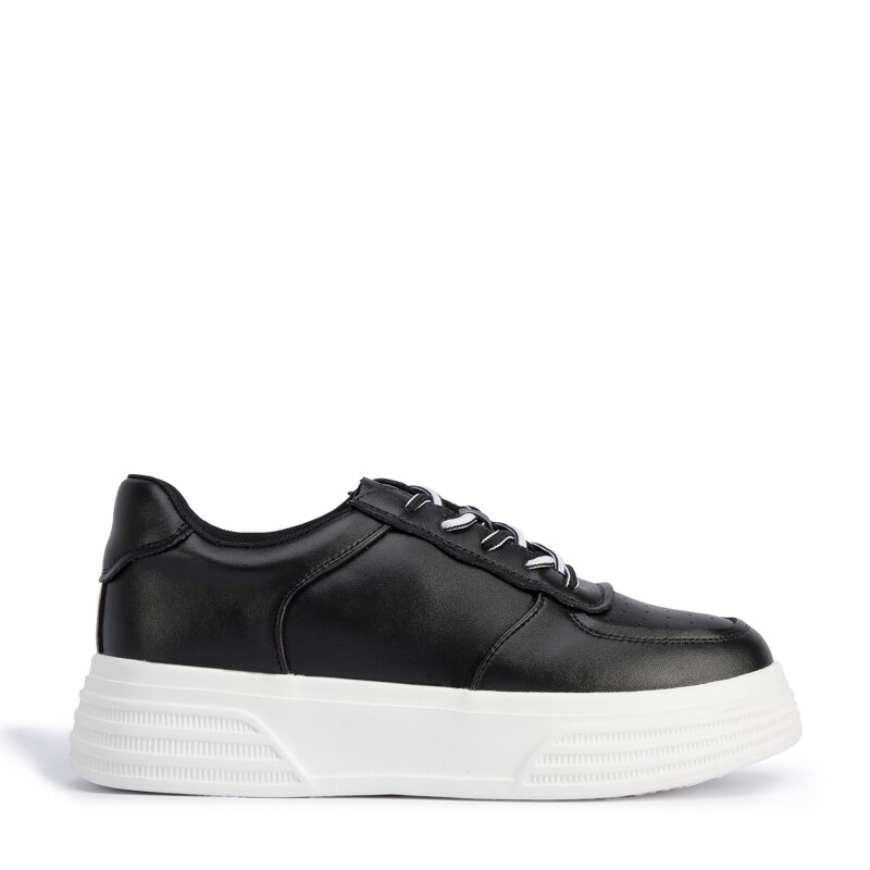 Damskie sneakersy skórzane na lekkiej platformie czarno-białe 95-D-951-1 Damskie sneakersy skórzane na lekkiej platformie czarno-białe 95-D-951-1