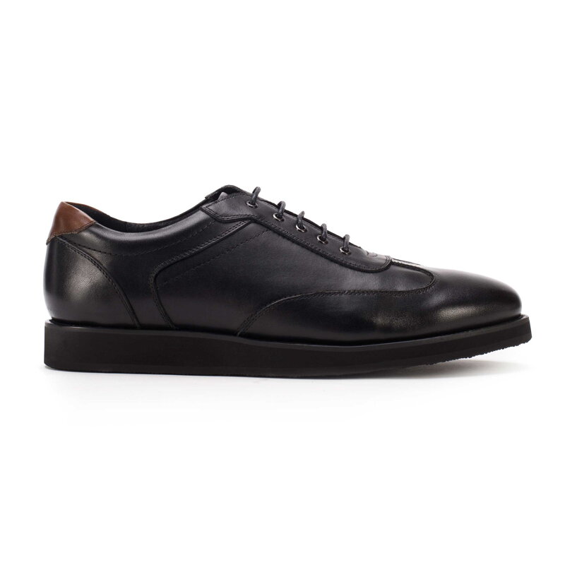 Męskie sneakersy ze skóry licowej na płaskiej podeszwie czarne 93-M-506-1 Męskie sneakersy ze skóry licowej na płaskiej podeszwie czarne 93-M-506-1