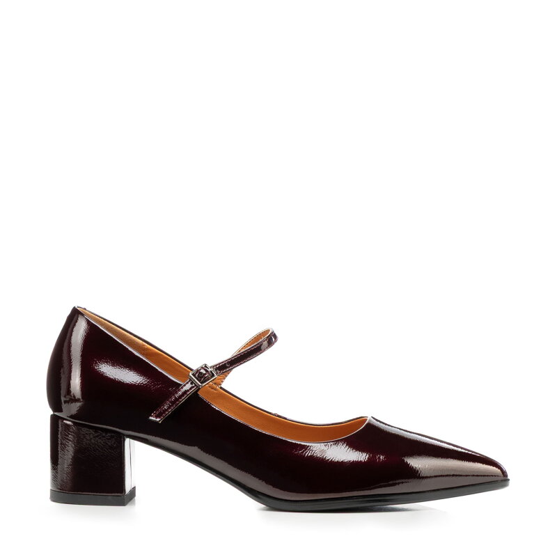 Czółenka ze skóry lakierowanej na niskim obcasie bordowe 101-D-957-3