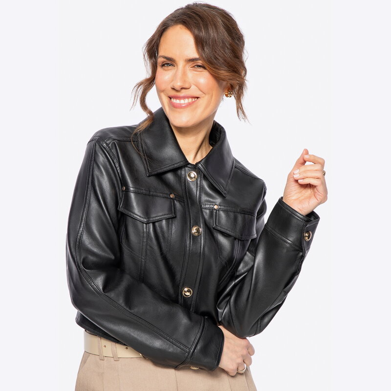 Damska kurtka ze skóry ekologicznej z patkami czarna 100-9P-103-1