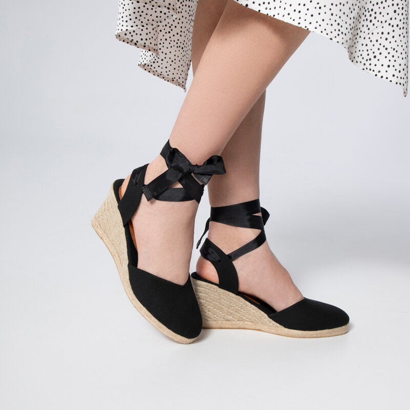 Damskie espadryle z wycięciem wiązane 98-DP-801-1 Damskie espadryle z wycięciem wiązane 98-DP-801-1
