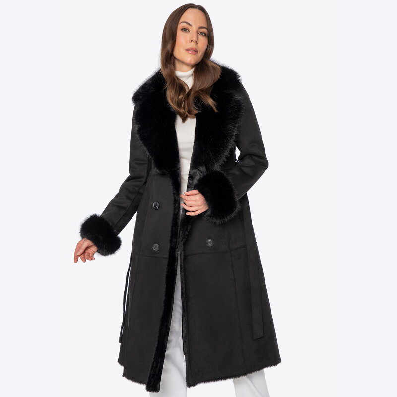 Dwurzędowy damski płaszcz z futrzanym kołnierzem czarny 101-9W-001-1