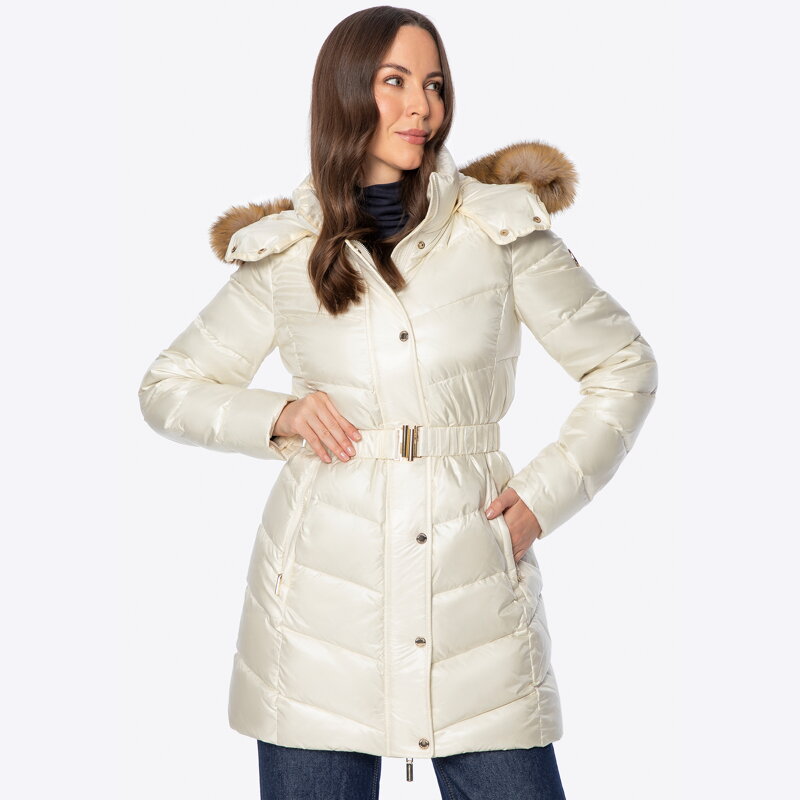 Pikowana damska kurtka z naturalnym puchem kremowa 101-9D-203-0
