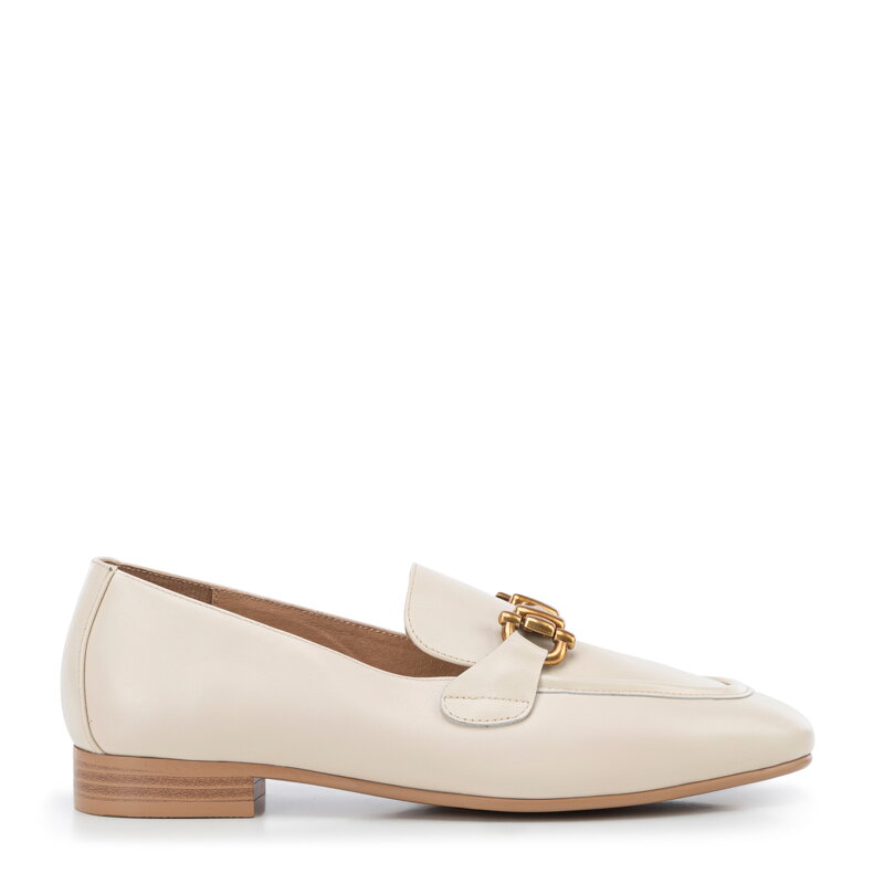 Skórzane damskie mokasyny z klamrą kremowe 100-D-504-9