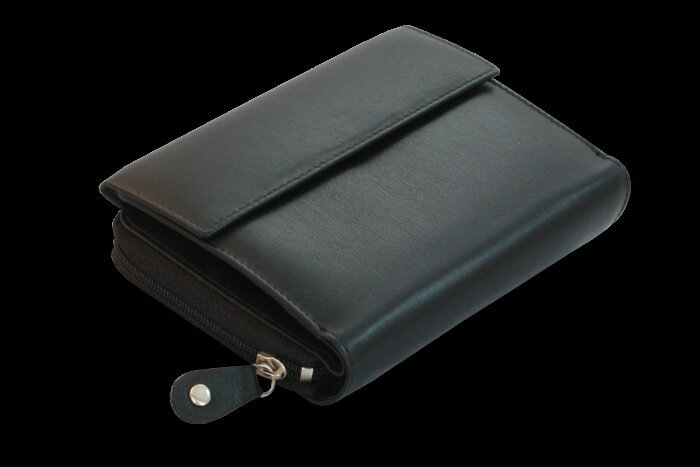 Černá dámská kožená peněženka s malou klopnou 511-2221-60